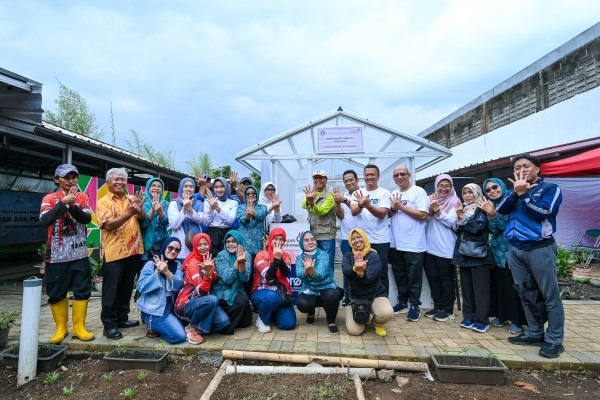 Telkom Dukung Pengelolaan Sampah Desa Cijaura Bandung lewat Program GoZero%