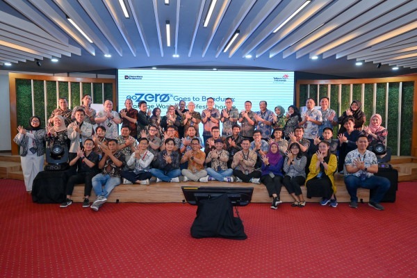 GoZero% Telkom Hadir di Bandung: Dorong Inovasi Circular Economy & Aksi River Clean Up