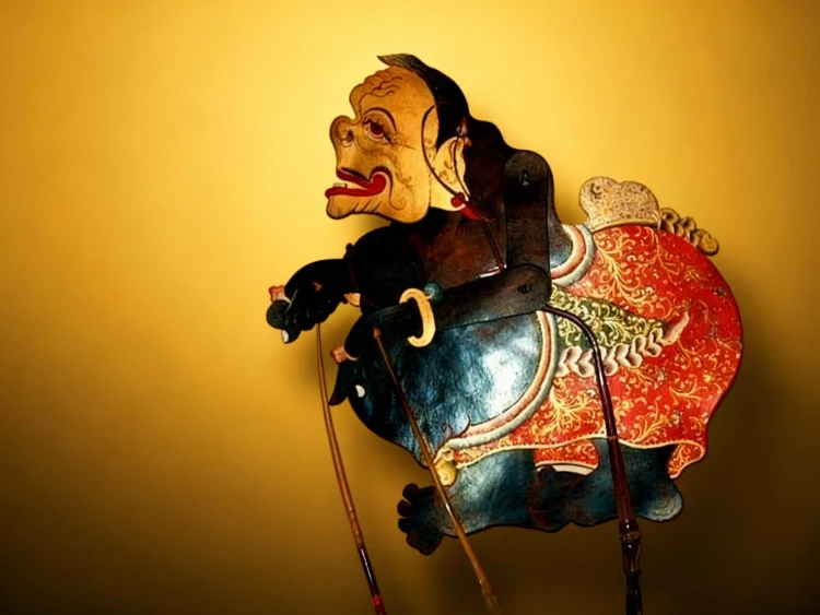 Mengenal Corak Filsafat Jawa dari Kentut Semar dan Bima Suci